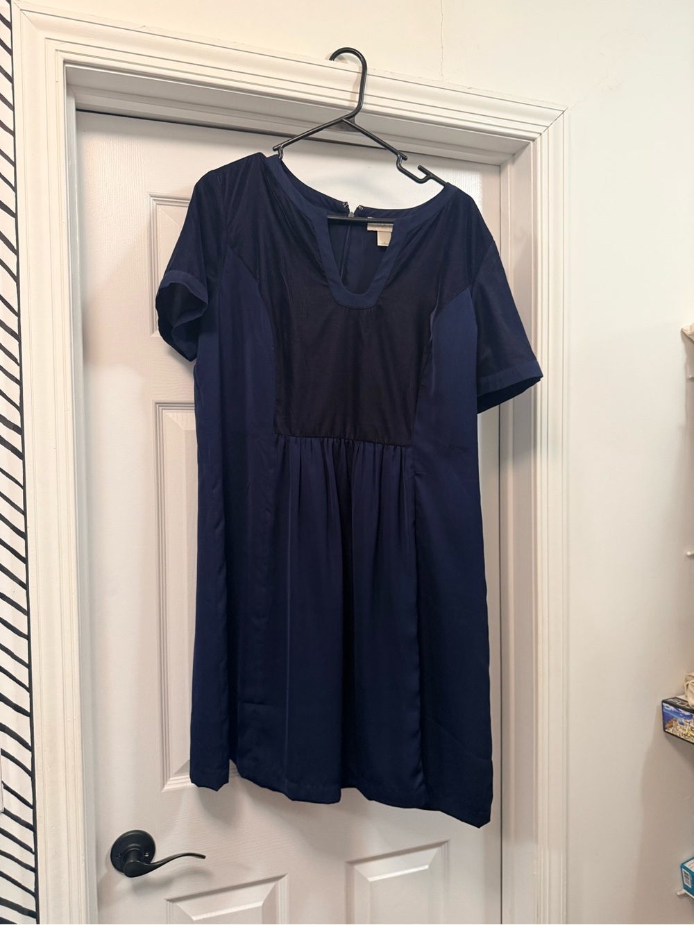 LOFT Navy Short-Sleeve V-Neck Casual Dress